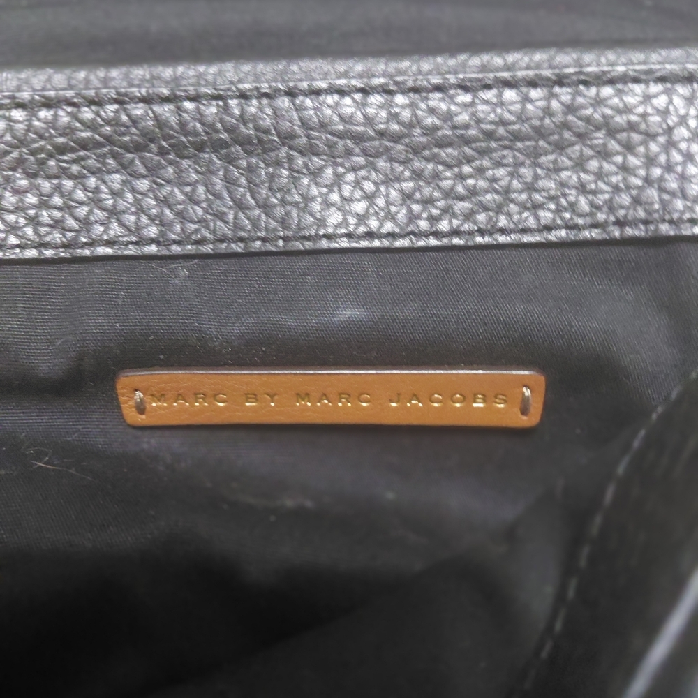 Marc Jacobs Black Pebbled Leather Crossbody Sadle Bag - Picture 8 of 12